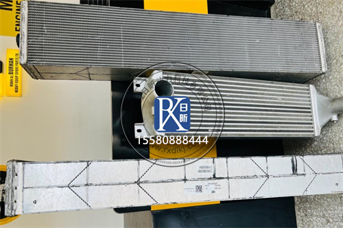 卡特彼勒D8推土機“心臟守護者”：109-3622散熱器片探秘